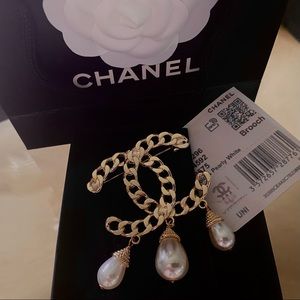 Chanel Gold & Pearls Brooch